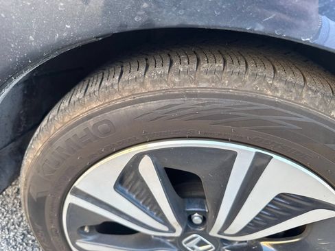 Used 2017 Honda Civic EX-T image 3
