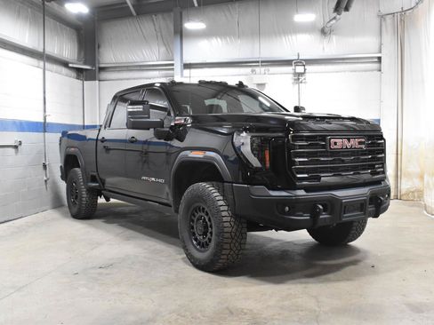 Used 2025 GMC Sierra 2500 AT4X w/ AT4X AEV Edition AWD/4WD image 30