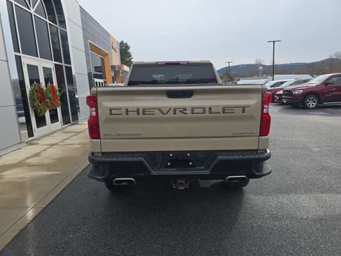 Used 2022 Chevrolet Silverado 1500 Custom Trail Boss image 5