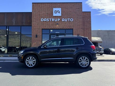 Used 2016 Volkswagen Tiguan SE image 3