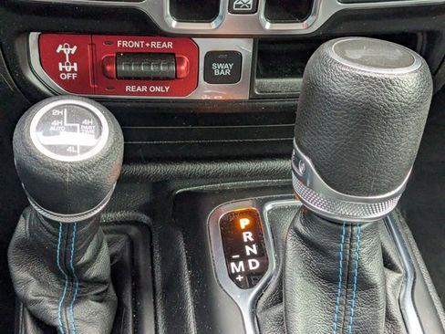 Used 2023 Jeep Wrangler Rubicon w/ Cold Weather Group image 14