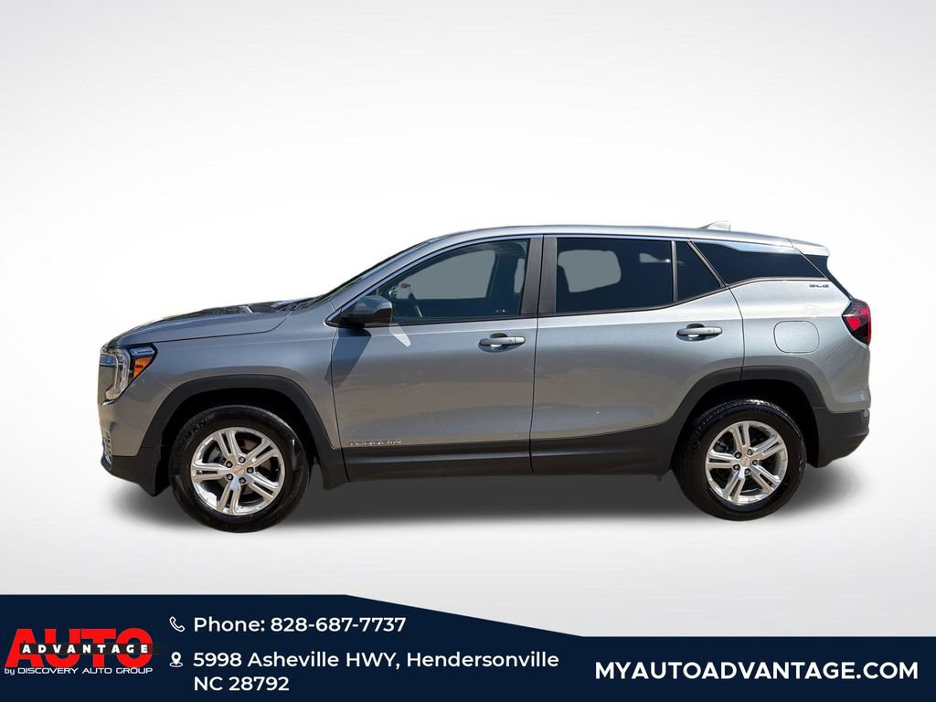 Used 2024 GMC Terrain SLE AWD/4WD image 8
