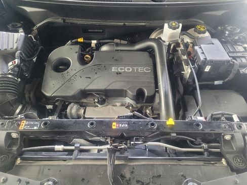 Used 2021 Chevrolet Equinox LT image 30