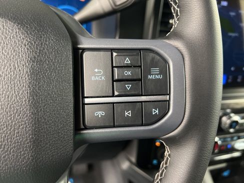 New 2026 Ford F250 Lariat w/ Black Appearance Package image 22