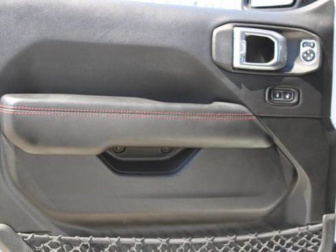 Used 2021 Jeep Wrangler Unlimited Rubicon AWD/4WD image 26