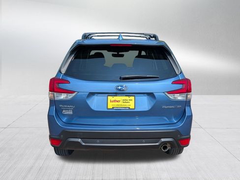 Used 2023 Subaru Forester Limited AWD/4WD image 6