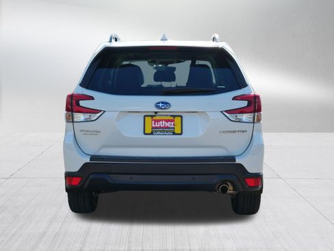 Used 2023 Subaru Forester Limited AWD/4WD image 6