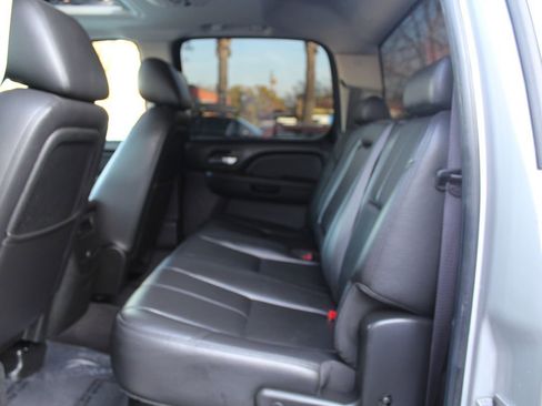 Used 2011 GMC Sierra 2500 SLT w/ SLT Convenience Package image 27