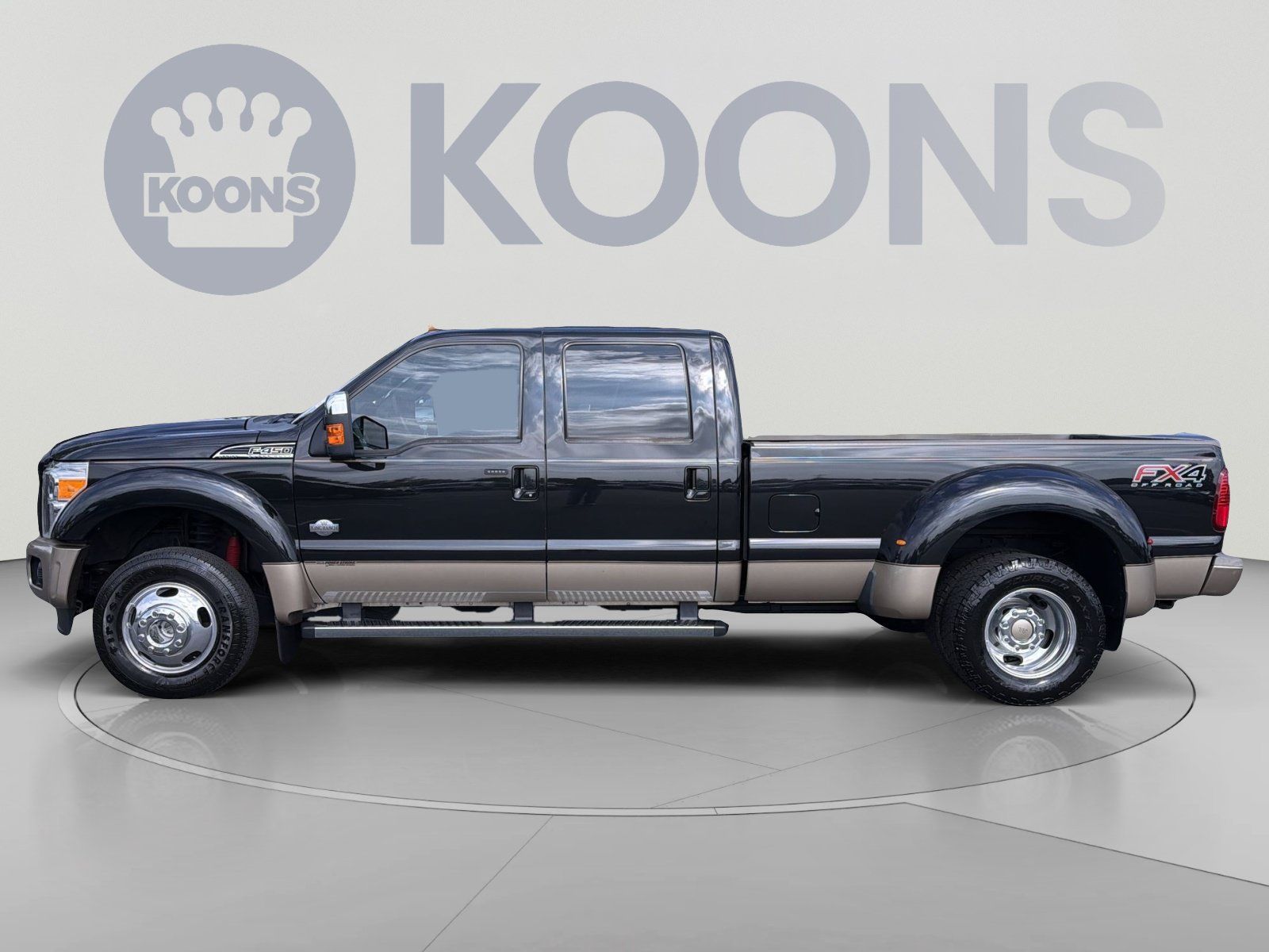 Used 2012 Ford F450 King Ranch w/ King Ranch w/Chrome Pkg AWD/4WD image 2