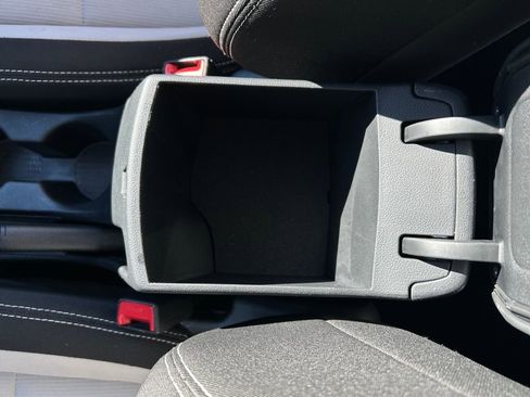 Used 2024 Hyundai Venue SEL image 26