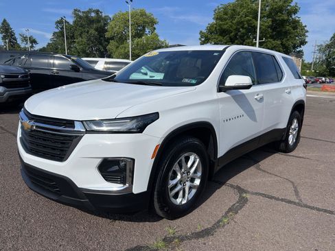Used 2023 Chevrolet Traverse LS w/ Safety Package AWD/4WD image 3