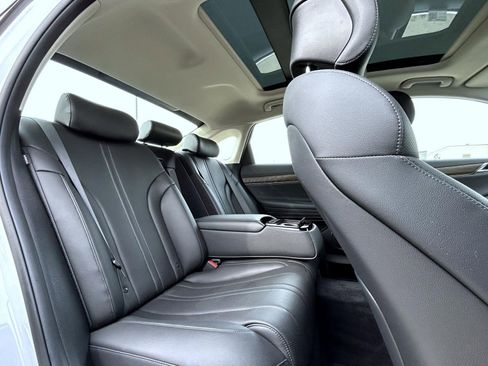 Certified 2025 Genesis G80 2.5T Advanced image 18