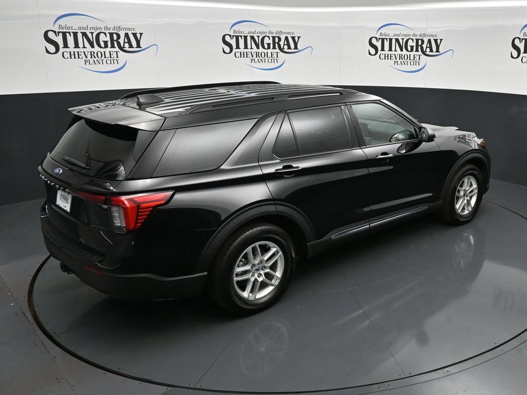 Used 2025 Ford Explorer Active RWD image 33