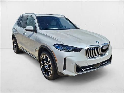 New 2026 BMW X5 xDrive40i image 3