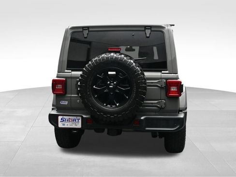 Used 2018 Jeep Wrangler Unlimited Sahara w/ Quick Order Package 24M Moab AWD/4WD image 4