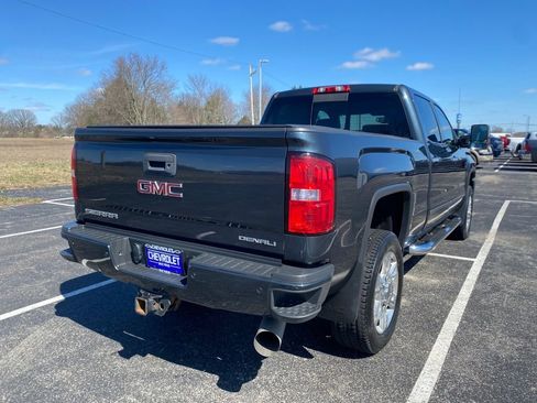 Used 2019 GMC Sierra 2500 Denali image 7