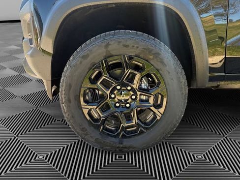 New 2026 Chevrolet Colorado Trail Boss AWD/4WD image 9