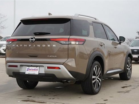 Used 2023 Nissan Pathfinder Platinum w/ Cargo Package image 9