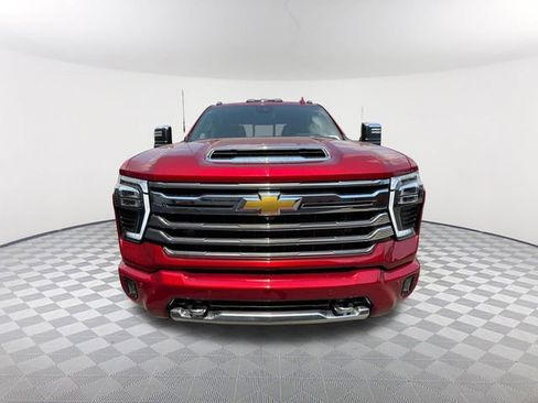 Used 2024 Chevrolet Silverado 3500 High Country w/ Technology Package AWD/4WD image 2