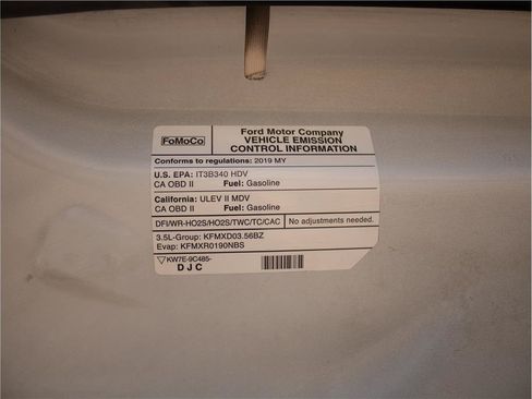 Used 2019 Ford Transit 250 130 Medium Roof RWD image 13