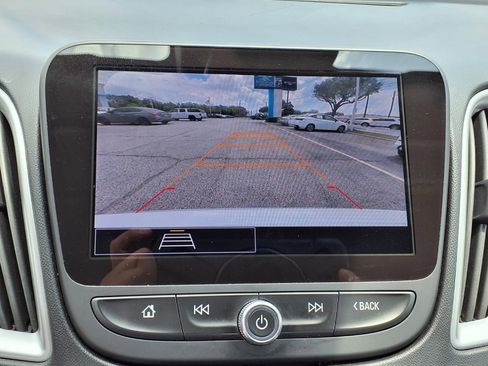 Used 2024 Chevrolet Malibu LT FWD image 4