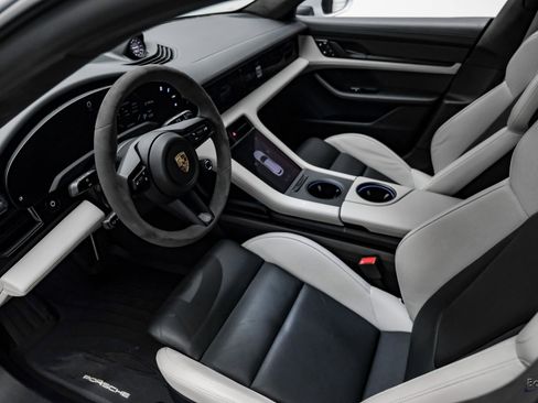Used 2023 Porsche Taycan GTS w/ Premium Package image 39