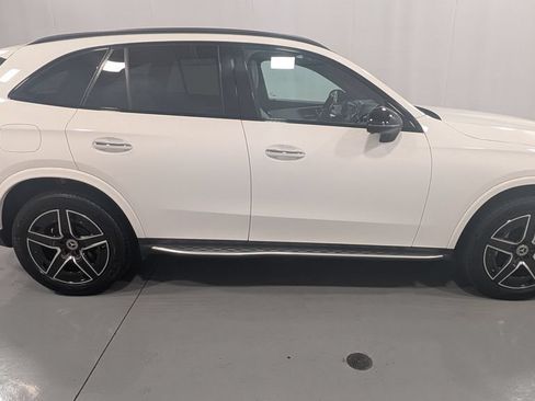 Used 2023 Mercedes-Benz GLC 300 4MATIC image 4