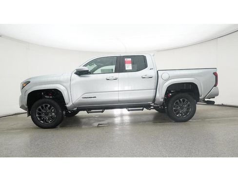 New 2025 Toyota Tacoma SR5 image 19