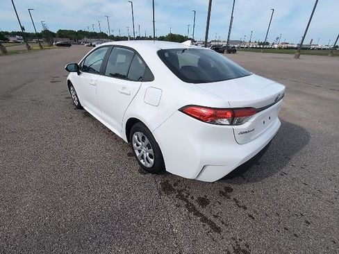 Certified 2024 Toyota Corolla LE FWD image 8
