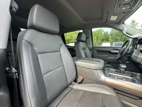 Certified 2022 Chevrolet Silverado 1500 LT Trail Boss w/ LT Trail Boss Premium Package AWD/4WD image 24