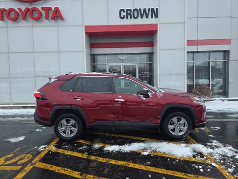 Used 2025 Toyota RAV4 LE image 2