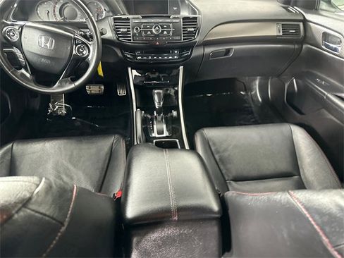 Used 2017 Honda Accord Sport Special Edition image 17