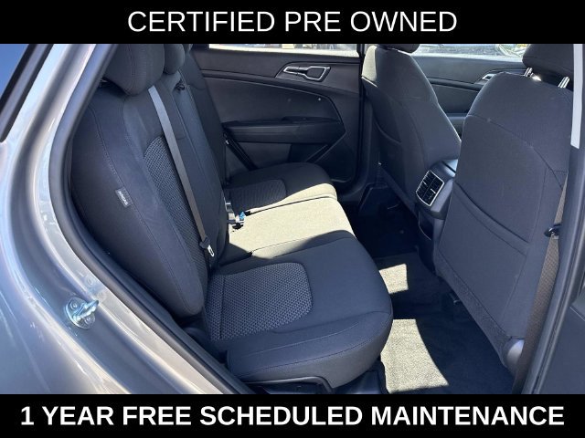 Used 2025 Kia Sportage LX FWD image 11