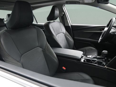 Used 2025 Toyota Camry XLE w/ Premium Plus Package FWD image 36