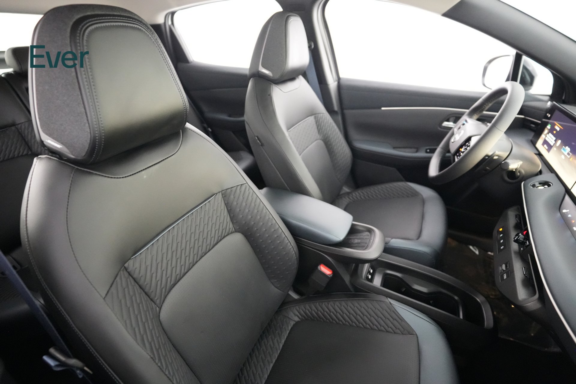 Used 2026 Nissan Leaf Platinum+ FWD image 23