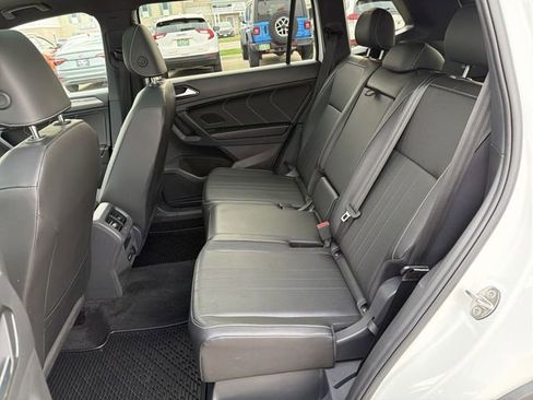 Used 2023 Volkswagen Tiguan SE R-Line image 24
