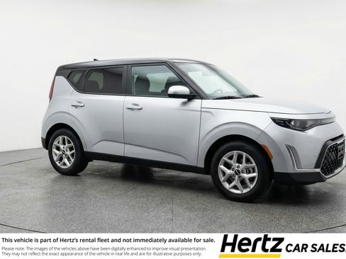 Used 2025 Kia Soul LX w/ LX Technology Package image 1