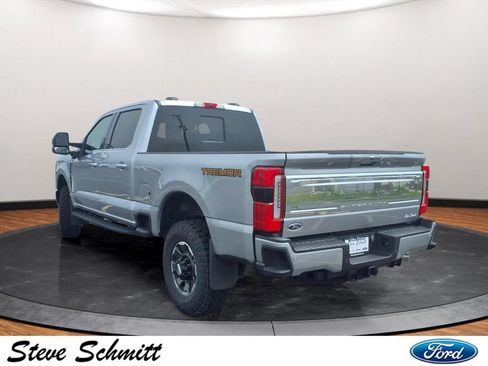 Used 2023 Ford F350 Platinum w/ Tremor Off-Road Package AWD/4WD image 3