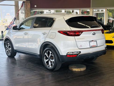 Used 2020 Kia Sportage LX AWD/4WD image 13