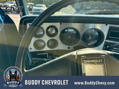Used 1988 Chevrolet Silverado 3500 2WD Crew Cab image 17