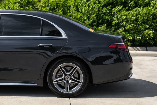 Used 2021 Mercedes-Benz S 580 4MATIC Sedan image 17