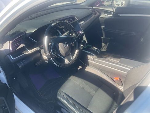 Used 2021 Honda Civic Sport image 3