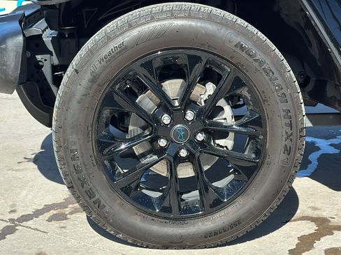 Used 2024 Jeep Wrangler Sahara w/ Safety Group image 33