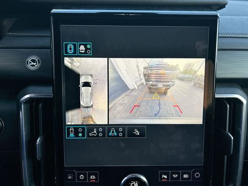 Used 2025 GMC Acadia Elevation AWD/4WD image 19
