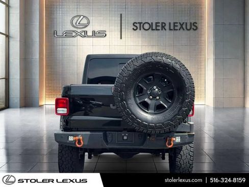 Used 2021 Jeep Gladiator Mojave AWD/4WD image 11