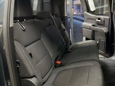 Used 2021 Chevrolet Silverado 1500 LT w/ Convenience Package II image 11