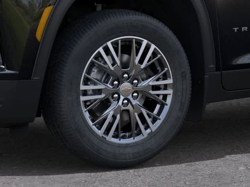 New 2026 Chevrolet Traverse LT w/ LPO, Floor Liner Package FWD image 9