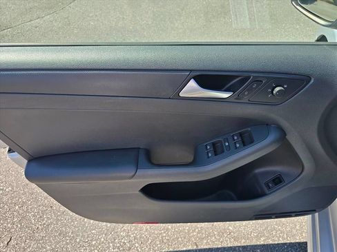 Used 2014 Volkswagen Jetta S FWD image 8