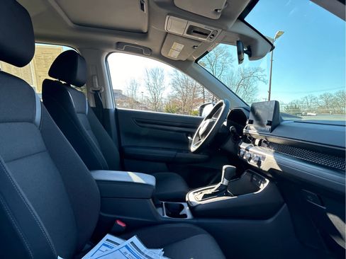 Certified 2024 Honda CR-V EX image 24