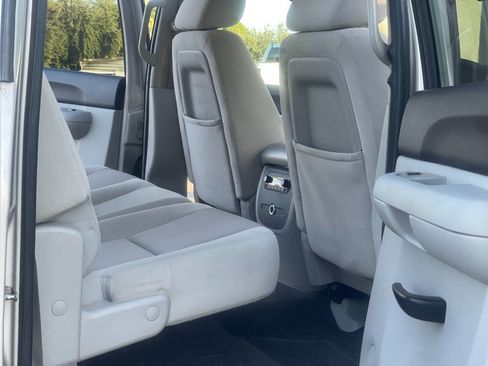 Used 2007 Chevrolet Silverado 2500 LT w/ 2LT Audio Package image 14